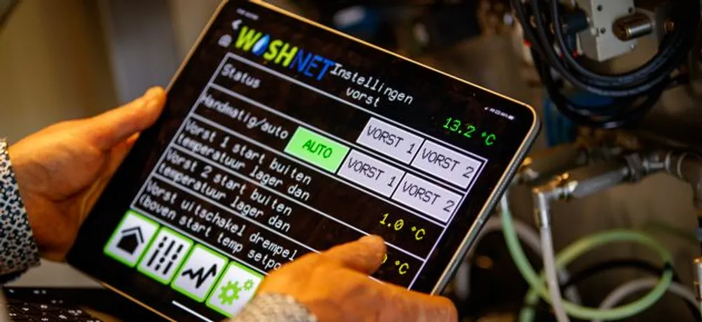 washnet-wasbox-installatie-oosterhout-onderhoud-ipad-632×290 featured